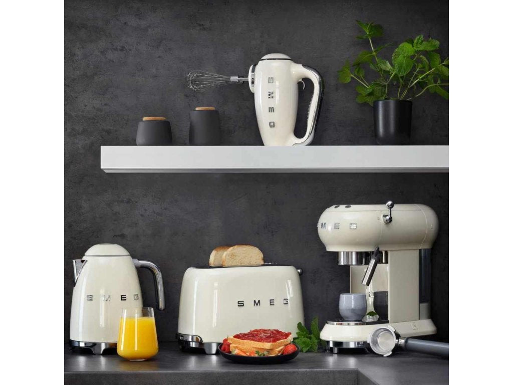 Smeg Brödrost TSF01BLMEU, 2 skivor, mattsvart