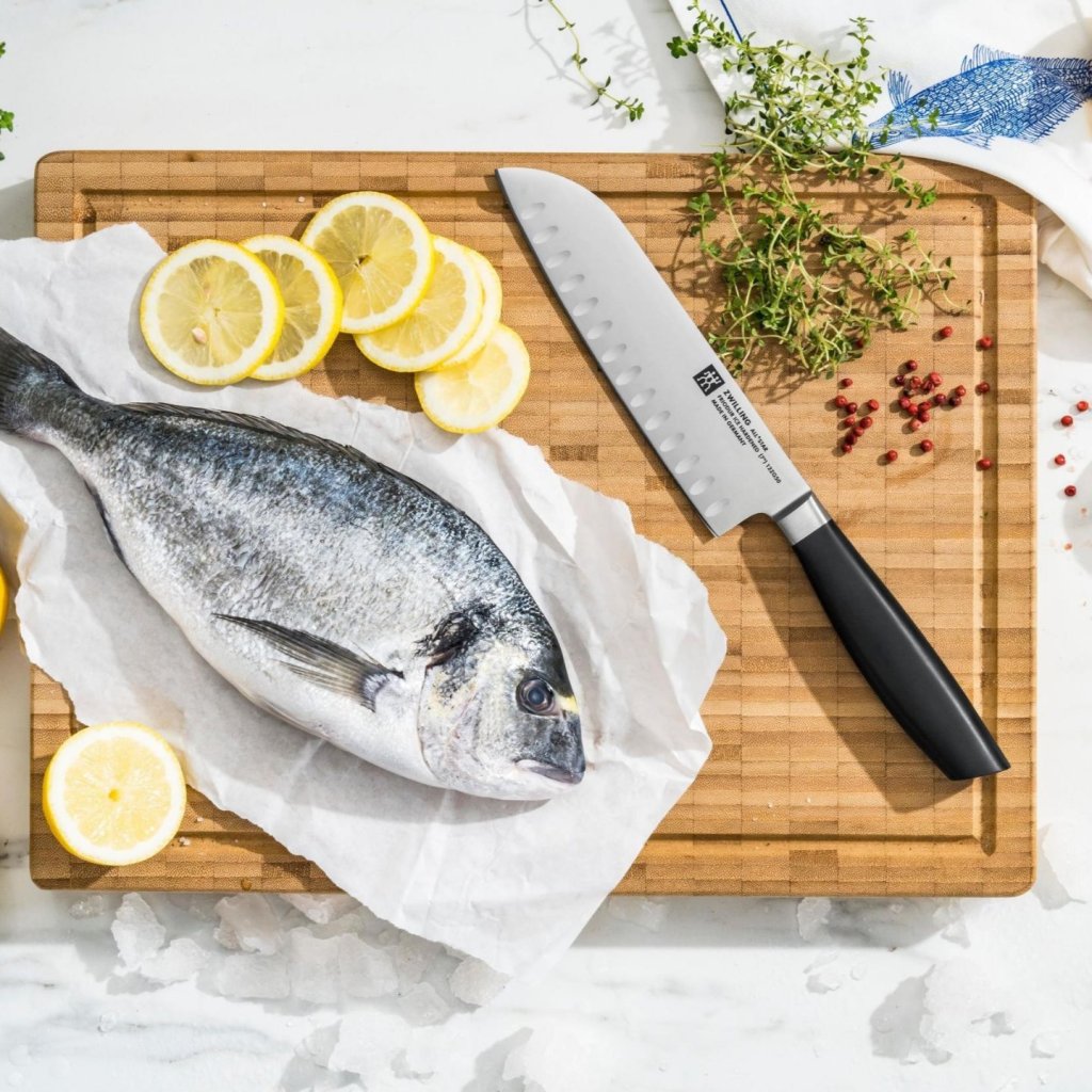 ZWILLING Santoku kniv ALL * STAR 18 cm, svart logga, Zwilling