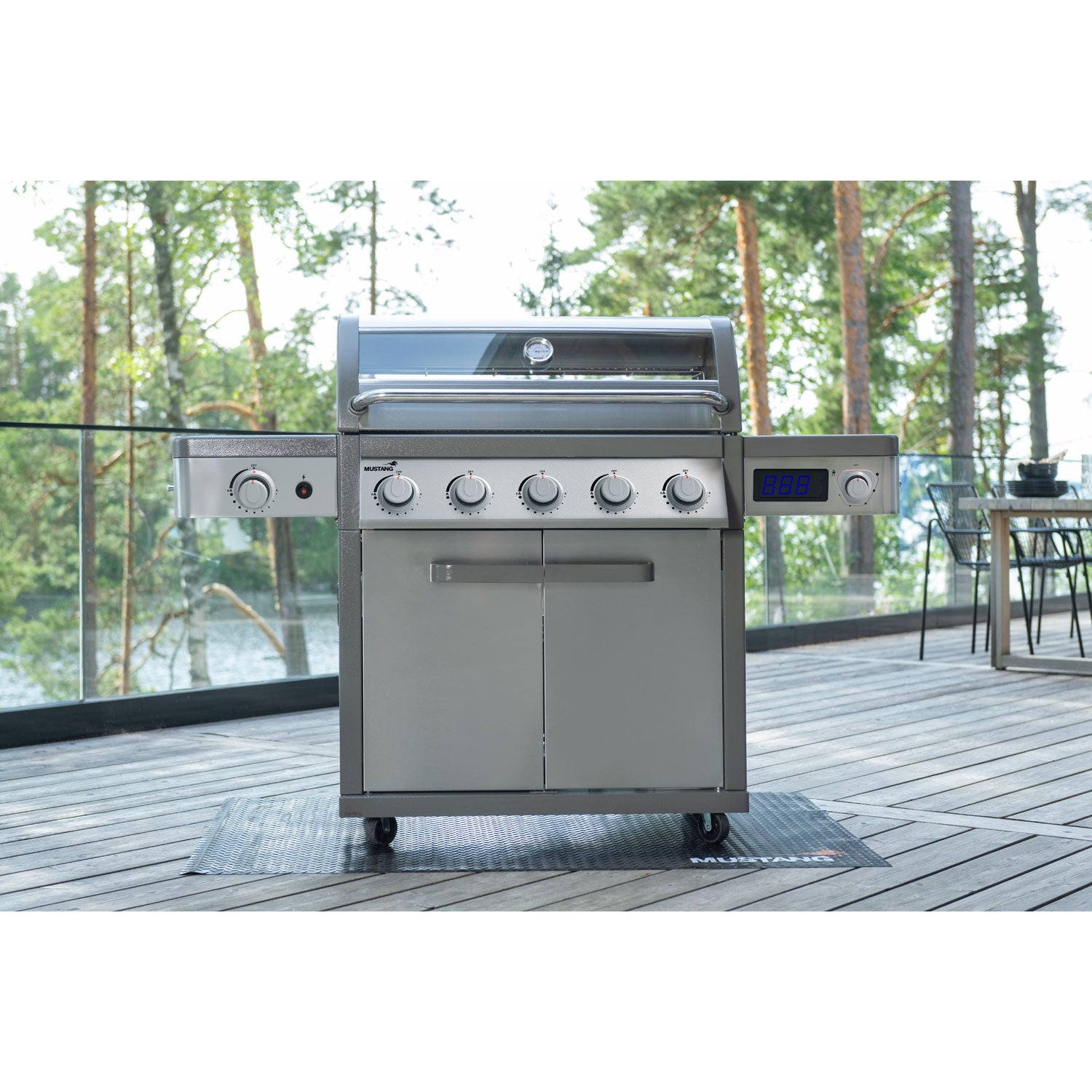 Mustang Gasolgrill Charleston 5+1