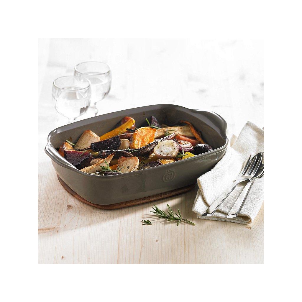 Emile Henry Ugnsform rektangulär 30 cm 1,55 L kräm