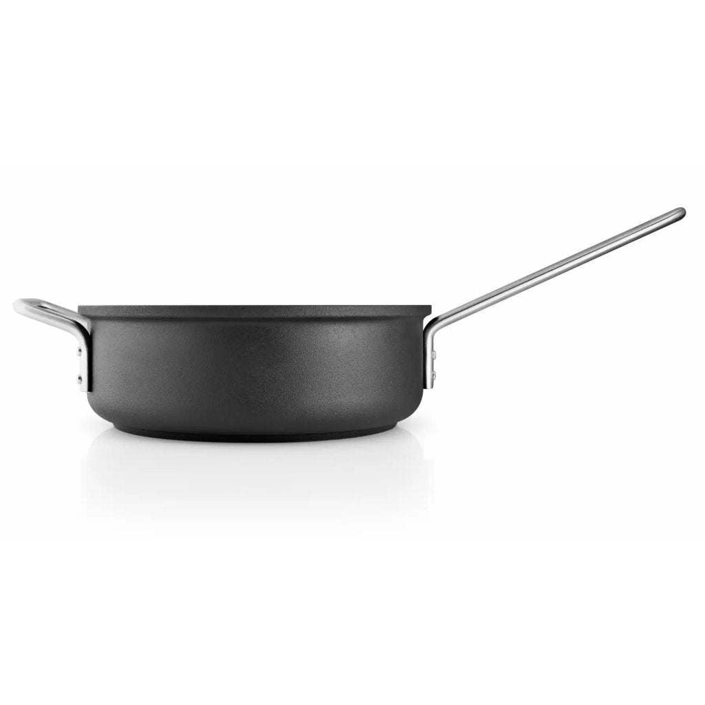 Eva Solo Saute-panna PROFESSIONAL 24 cm, svart