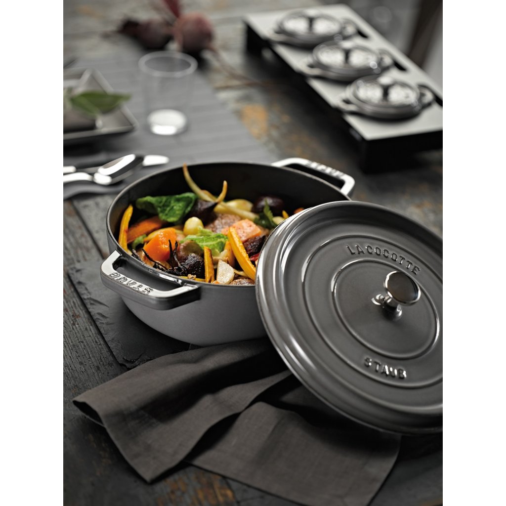 Staub Gryta 22 cm, körsbär, gjutjärn