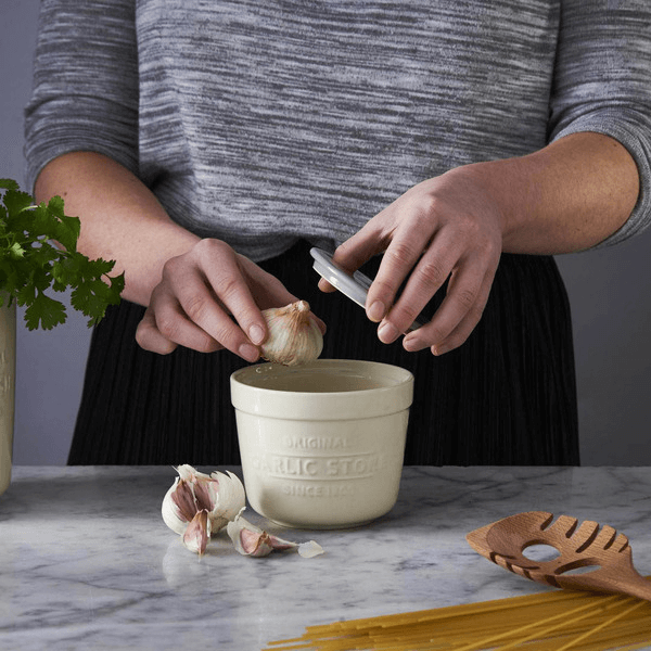 Mason Cash Vitlöksgömma Med Rivlock Innovative Cream/Grå