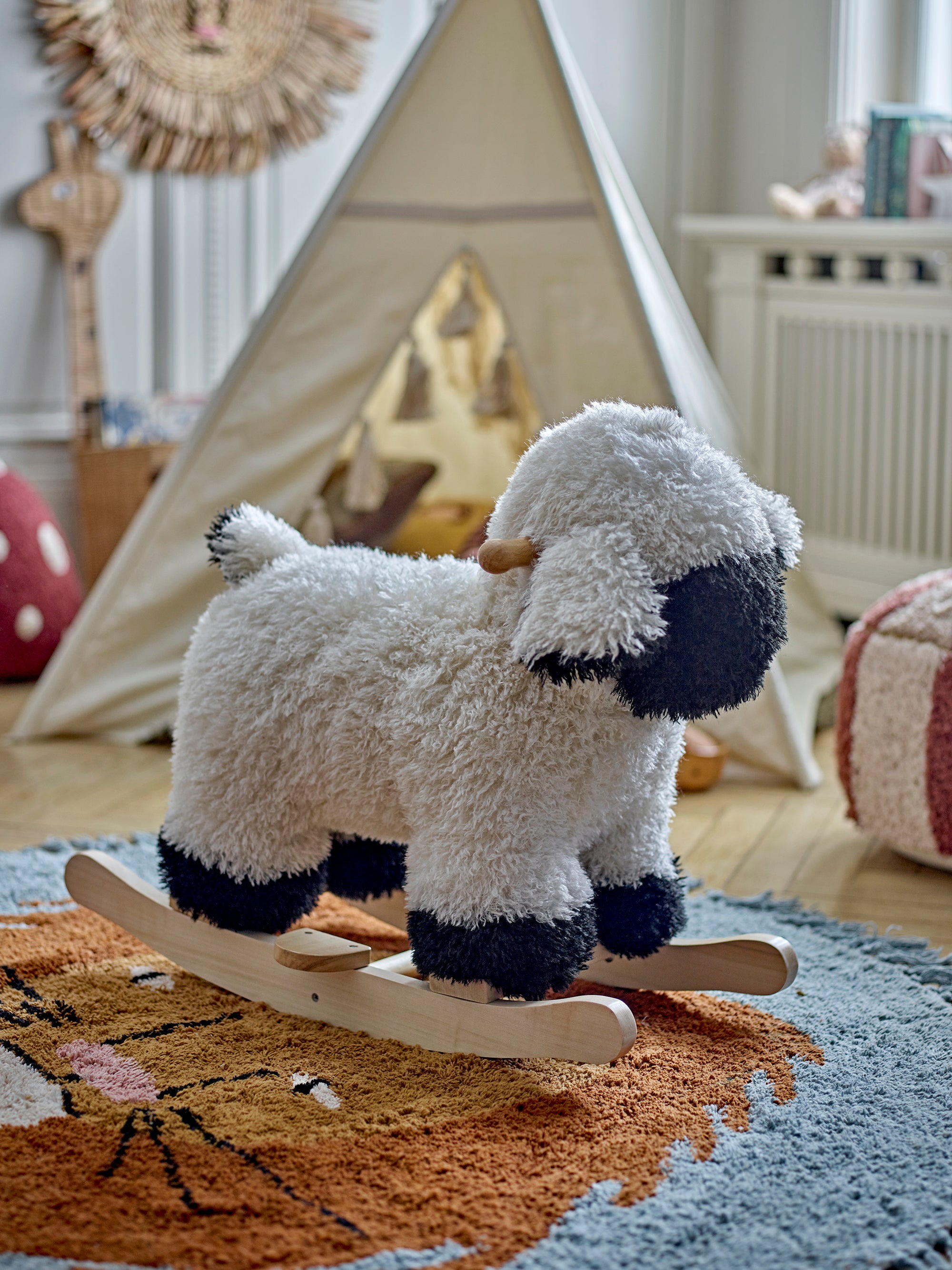 Bloomingville Mini Dolly Gunghäst, Får, Vit, Polyester