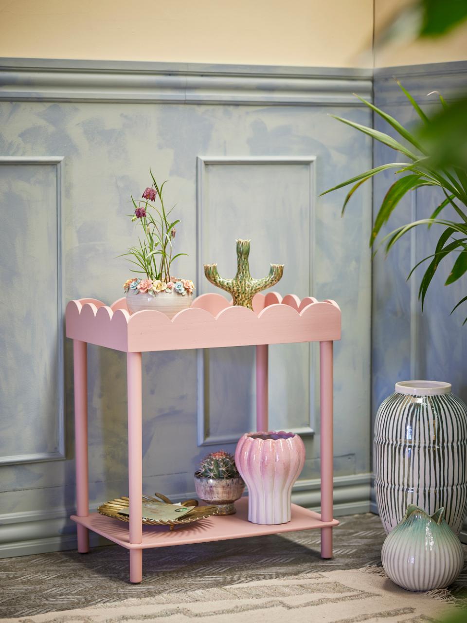 Bloomingville Isola sidobord 60x68 cm Rosa